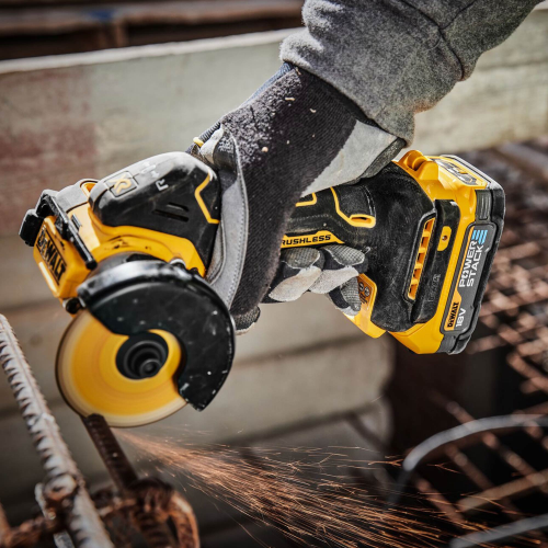 Taietor de placi ceramice cu 2 acumulatori DeWalt DCS438E2T