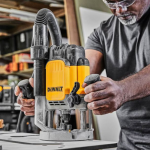 Masina de frezat DeWalt DWE625KT