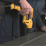 Masina de gaurit fara percutie DeWalt DWD112S