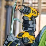 Pistol cu aer cald DeWalt DCE530N