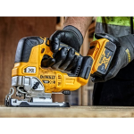 Fierastrau pendular cu 2 acumulatori DeWalt DCS334P2