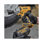 Masina de insurubat cu impact fara acumulator DeWalt DCF892NT