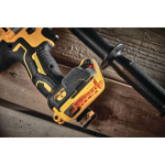 Masina de gaurit cu acumulator 9Ah DeWalt DCD999X1