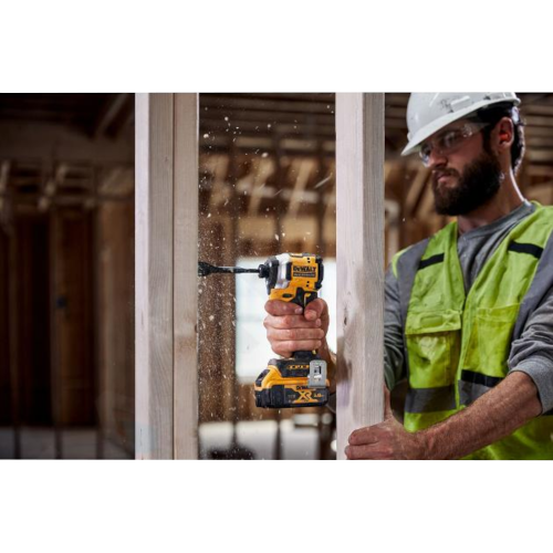 Masina de insurubat cu impact fara acumulator DeWalt DCF850NT