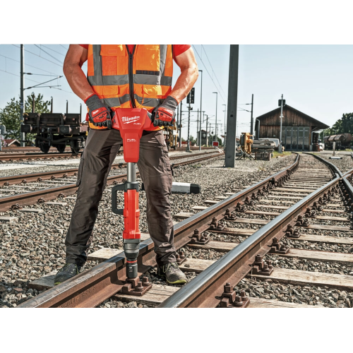 Masina de insurubat cu impact pentru cai ferate fara acumulatori Milwaukee M18 FHIWF1R-0C