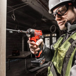 Masina de insurubat cu impact cu 2 acumulatori 2Ah Milwaukee M12 FID-202X – Resigilat