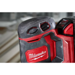 Slefuitor orbital cu 2 acumulatori 5Ah Milwaukee M18 BOS125-502B – Resigilat