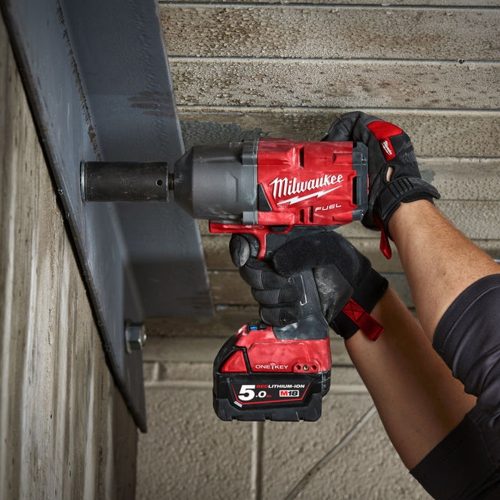 Masina de insurubat cu impact cu 2 acumulatori Milwaukee M18 ONEFHIWP12-502X