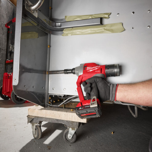 Masina de nituit pop cu 2 acumulatori Milwaukee M18 ONEFLT-502X