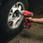 Masina de insurubat cu impact cu 2 acumulatori Milwaukee HD18 HIWF-402C