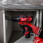 Masina de gaurit si insurubat cu 1 acumulator Milwaukee M12BDD-201C