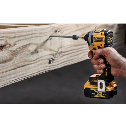 Masina de insurubat cu impact fara acumulatori DeWalt DCF850N