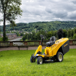Tractoras de tuns gazon Cub Cadet LR2 NR76