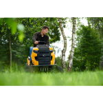 Tractor de tuns gazon pe benzina Cub Cadet XT1 OS107