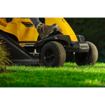 Tractoras de tuns gazon Cub Cadet LR2 NR76